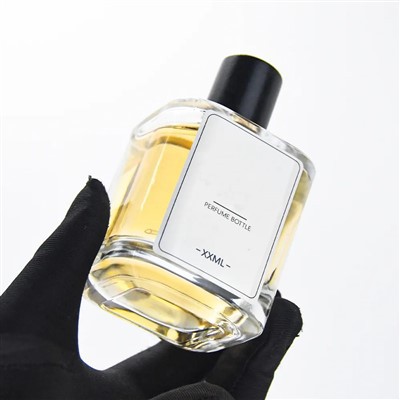 Parfuum monster bottels